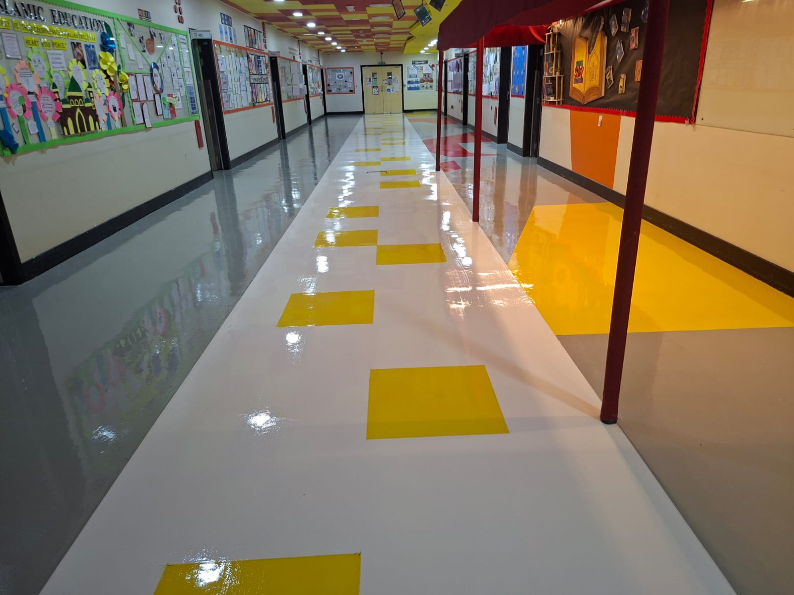 Professional vinyl floor polishing service in Dubai office by GREEN FRESH